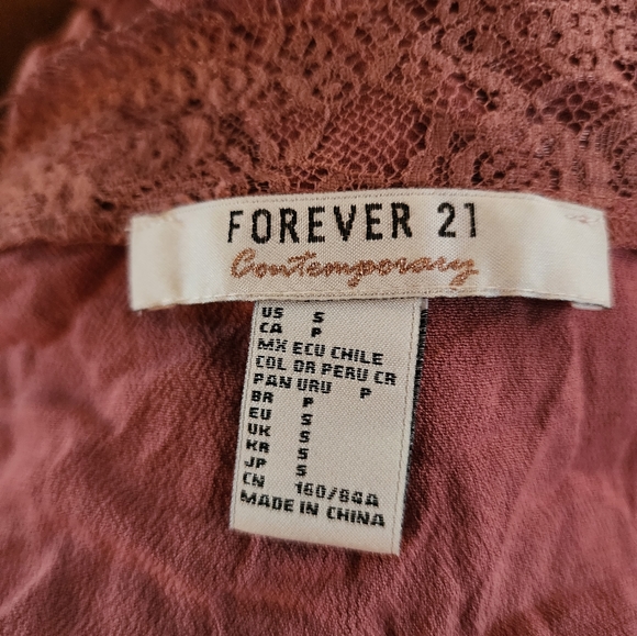 Forever 21 Contemporary Mauve Spaghetti Tank Size Small - Picture 3 of 3